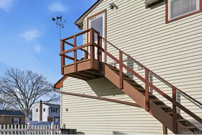 10 Leanore Drive, Farmingdale, NY 11735 - Photo 14