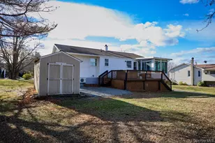 17 Andover Ln, Poughkeepsie, NY 12601 - Photo 38