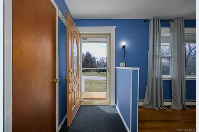 17 Andover Lane, Poughkeepsie, NY 12601 - Photo 6