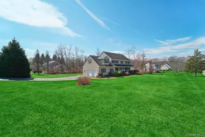 1 Boxwood Lane, Montgomery, NY 12549 - Photo 4