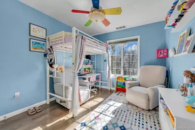 239-48B Oak Park Drive #7B, Douglaston, NY 11362 - Photo 12