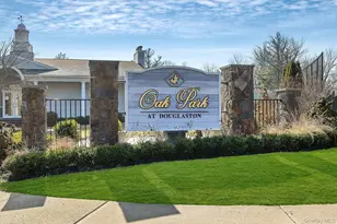 239-48B Oak Park Dr, Douglaston, NY 11362 - Photo 14