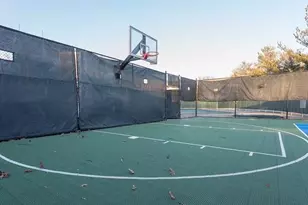 239-48B Oak Park Dr, Douglaston, NY 11362 - Photo 16