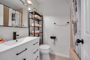 239-48B Oak Park Dr, Douglaston, NY 11362 - Photo 6