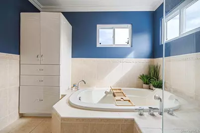 62 Randolph Drive, Dix Hills, NY 11746 - Photo 42