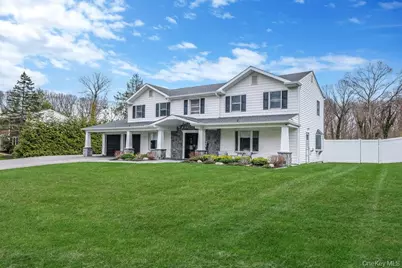 62 Randolph Drive, Dix Hills, NY 11746 - Photo 2