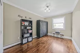 62 Randolph Dr, Dix Hills, NY 11746 - Photo 32