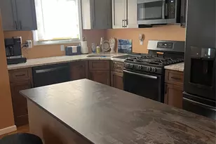 827 Bermuda Rd, West Babylon, NY 11704 - Photo 12