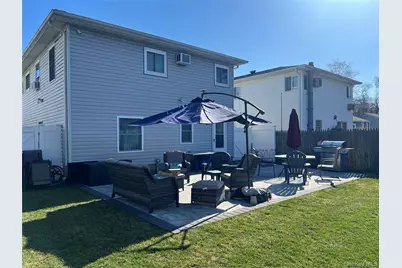 827 Bermuda Road, West Babylon, NY 11704 - Photo 26