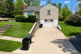 19 Lawrence Ave, Monticello, NY 12701 - Photo 10