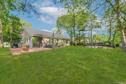 38 Glenmere Lane, Coram, NY 11727 - Photo 10