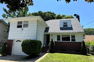 104 Phoenix St, Hempstead, NY 11550 - Photo 16