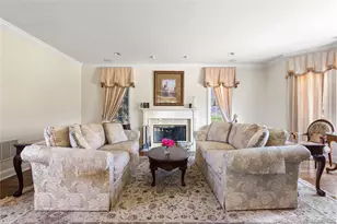 14 Meadow Ln, Manhasset, NY 11030 - Photo 4