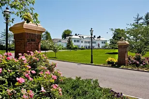 14 Meadow Ln, Manhasset, NY 11030 - Photo 34