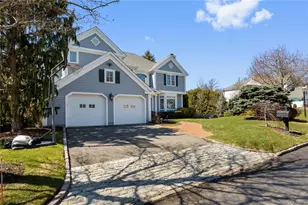 14 Meadow Ln, Manhasset, NY 11030 - Photo 32