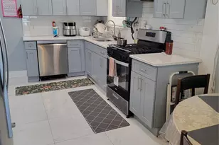 521 N 7th St, New Hyde Park, NY 11040 - Photo 8