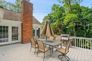 88 Ridgeview Dr, Pleasantville, NY 10570 - Photo 34