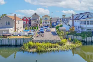 20 W 18th Rd, Far Rockaway, NY 11693 - Photo 14