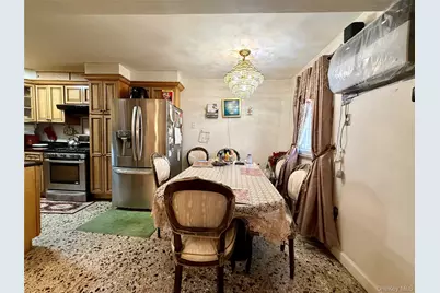 66-05 Garfield Avenue, Woodside, NY 11377 - Photo 10