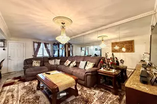 66-05 Garfield Ave, Woodside, NY 11377 - Photo 12