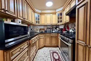 66-05 Garfield Ave, Woodside, NY 11377 - Photo 8