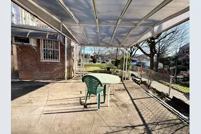 66-05 Garfield Avenue, Woodside, NY 11377 - Photo 4