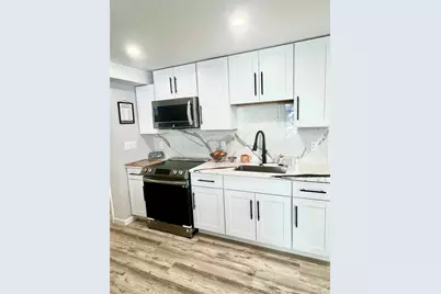 126 W Main Street #2, Middletown, NY 10940 - Photo 2