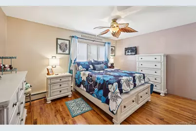 31 Circle Lane, Bay Shore, NY 11706 - Photo 26