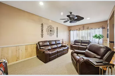 31 Circle Lane, Bay Shore, NY 11706 - Photo 6