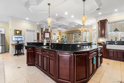 139 Private Road, Patchogue, NY 11772 - Photo 14