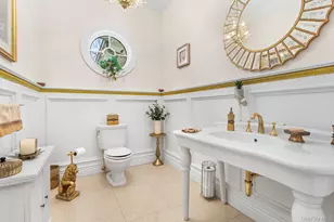 139 Private Rd, Patchogue, NY 11772 - Photo 18