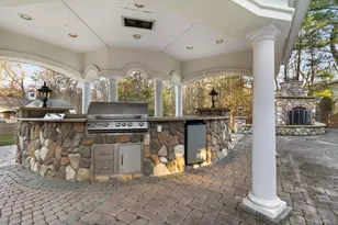 139 Private Rd, Patchogue, NY 11772 - Photo 42