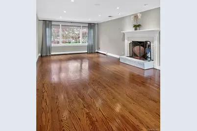 5 Longview Court, Huntington, NY 11743 - Photo 8