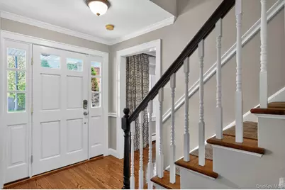 5 Longview Court, Huntington, NY 11743 - Photo 4