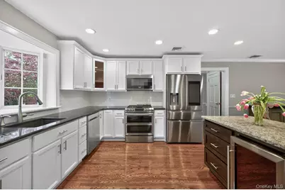 5 Longview Court, Huntington, NY 11743 - Photo 16