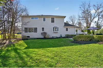 5 Longview Court, Huntington, NY 11743 - Photo 32