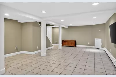 5 Longview Court, Huntington, NY 11743 - Photo 28