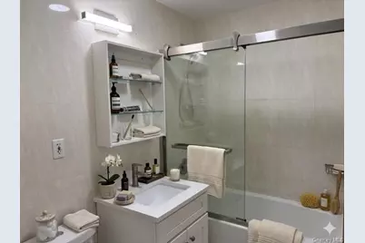 4135 67th Street #6C, Woodside, NY 11377 - Photo 6