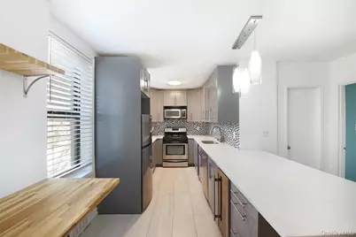 488 Ocean Parkway #6C, Brooklyn, NY 11218 - Photo 4