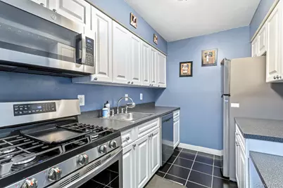 129 Pointe Circle N, Coram, NY 11727 - Photo 10