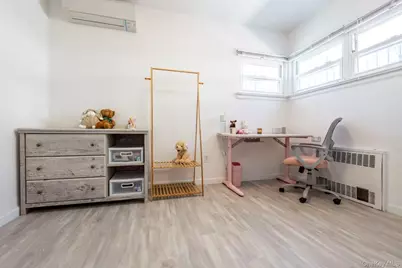 5312 Clearview Expressway, Oakland Gardens, NY 11364 - Photo 8