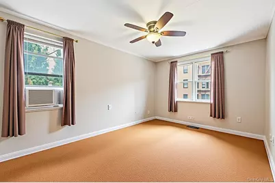 67-87 Booth Street #4C, Forest Hills, NY 11375 - Photo 4