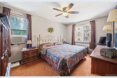 67-87 Booth Street #4C, Forest Hills, NY 11375 - Photo 1