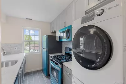 276 Temple Hill Road #1602, New Windsor, NY 12553 - Photo 8