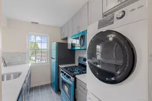 276 Temple Hill Rd, New Windsor, NY 12553 - Photo 8