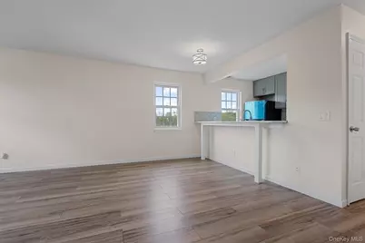 276 Temple Hill Road #1602, New Windsor, NY 12553 - Photo 6