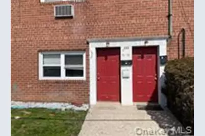 1690 Newbridge Road #2SW, North Bellmore, NY 11710 - Photo 1