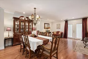 54 Stratford Green, Farmingdale, NY 11735 - Photo 6