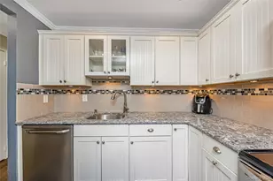 13 Farber Dr, West Babylon, NY 11704 - Photo 12