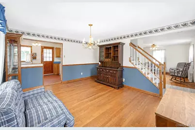44 Maple Drive, Amityville, NY 11701 - Photo 10